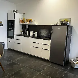 Hausmamamia Vir